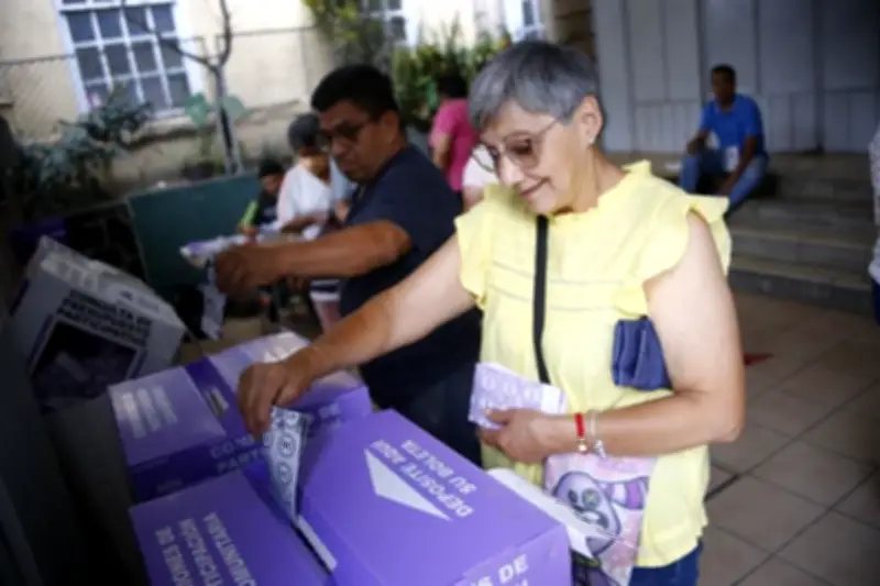 Vecinos de la CDMX alertan sobre desinterés en el gasto público comunitario