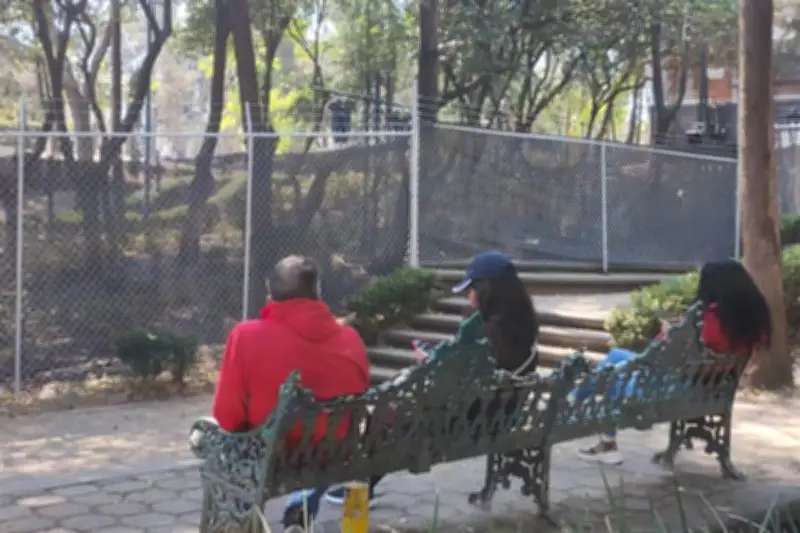 Vecinos del Parque Lira sufren por cierres constantes y falta de acceso público