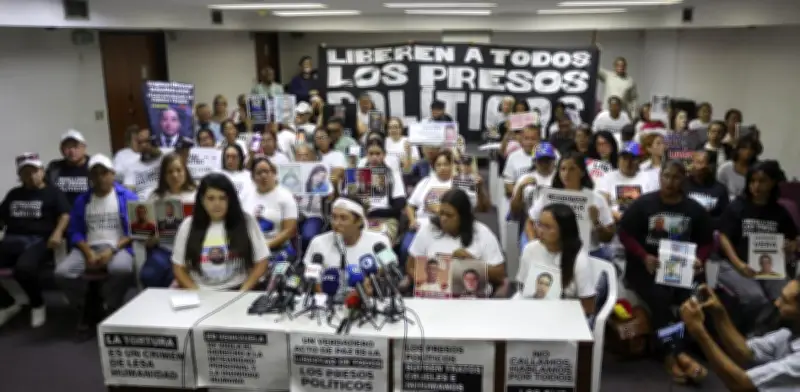 Venezuela libera a 30 presos políticos tras entrada en vigor de Ley de Amnistía