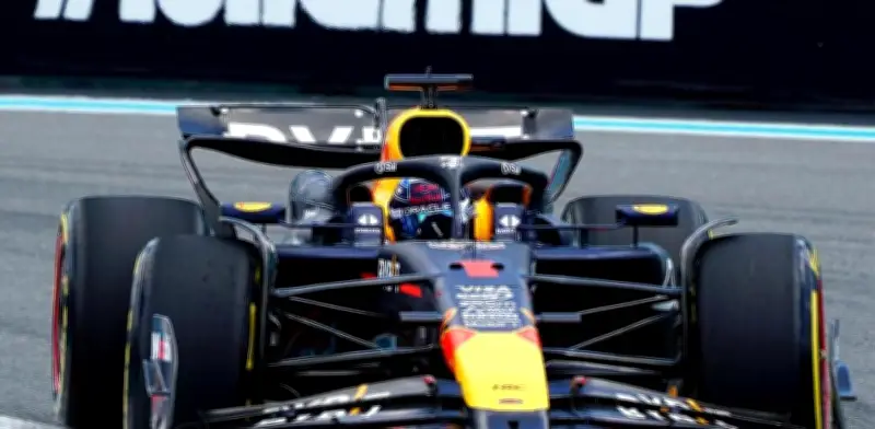 Verstappen domina y logra la 'pole' para el Sprint en Miami; Checo Pérez tercero