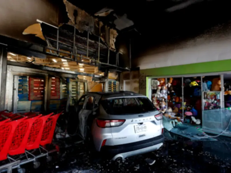 Violencia en Jalisco tras muerte de El Mencho: 41 detenidos y decenas de comercios vandalizados