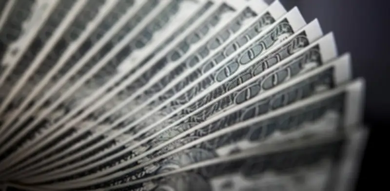 Violencia por captura de 'El Mencho' impacta al peso mexicano; dólar cotiza en $17.19