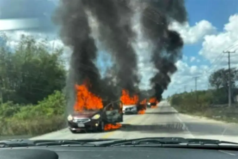 Violencia se extiende a 20 estados tras muerte de 'El Mencho', líder del CJNG