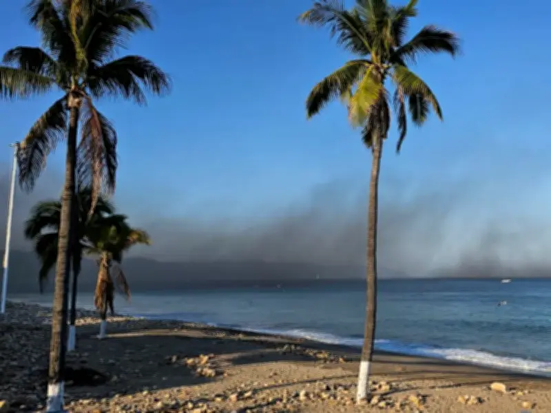 Violencia y bloqueos paralizan ocho estados mexicanos en jornada de terror