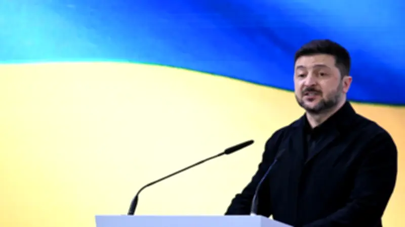 Zelenski condiciona elecciones en Ucrania a un alto al fuego de dos meses