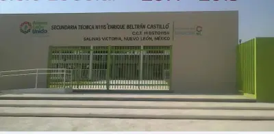 Alumno armado causa pánico en secundaria de Nuevo León; autoridades intervienen