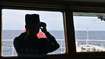 Colisión de buques de la Armada de EE.UU. en operación de reabastecimiento cerca de Sudamérica