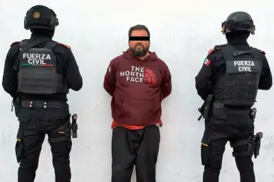 Detienen a sujeto por exhibir cuchillo ante funcionarios en Nuevo León