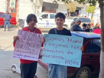 Estudiantes y padres exigen conclusión de Telesecundaria abandonada en Ameca