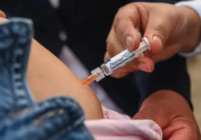 Fallece niña de 14 meses por sarampión en CDMX; gobierno refuerza vacunación con 300 brigadas