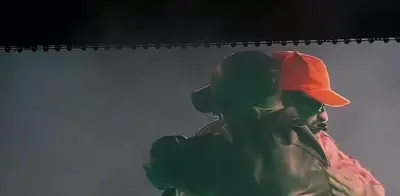 Feid sorprende como invitado especial en el concierto de Bad Bunny en México