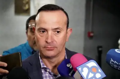 Gobierno condiciona deuda en presupuesto a recursos y apoyos sociales