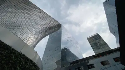 Grupo Carso reporta caída en ventas y utilidades en el cuarto trimestre de 2025