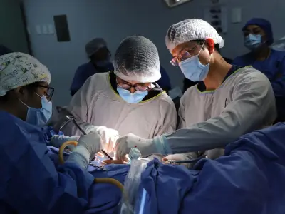 IMSS Bienestar Oaxaca logra exitoso trasplante renal anticipado en paciente joven