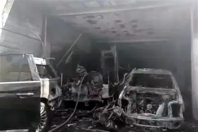 Incendio en la carretera de Dana afecta a dos vehículos en Nuevo León