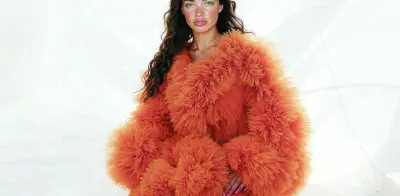 La IA conquista el espectáculo: modelos y músicos virtuales dominan las redes y listas