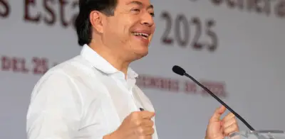 Mario Delgado destaca logros estudiantiles en robótica durante encuentro nacional del TecNM