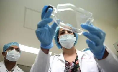 México tardaría 37 años en cerrar brecha de género en carreras STEM según IMCO