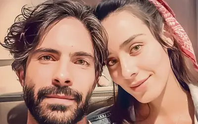 Osvaldo Benavides y Esmeralda Pimentel: Una historia de amor real que llega al teatro
