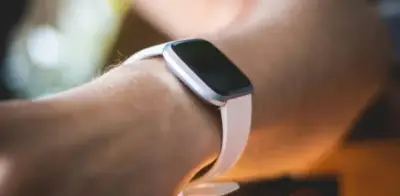 Relojes inteligentes predicen recaídas depresivas semanas antes, revela estudio canadiense