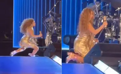 Shakira sufre caída en pleno concierto en El Salvador pero se levanta como profesional