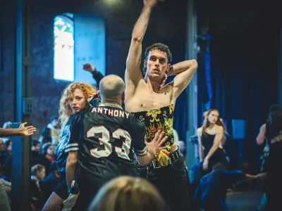 Solaz: Antonio Ruz lleva la danza a Chapultepec en performance participativo y democrático