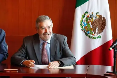 SRE alerta sobre campaña de suplantación de su número telefónico oficial