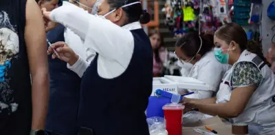 Zoé Robledo responsabiliza a Fox y Calderón por baja cobertura de segunda dosis contra sarampión