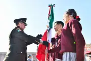 Aguascalientes premia a niños en concurso de pintura por el Día de la Bandera