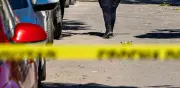 Asesinan a hombre y hieren a su hermano en robo de camioneta en carretera de Sinaloa