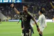 Bouanga firma extensión de contrato con Los Angeles FC en la MLS