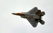 Cazas F-22 de EU aterrizan en Israel en medio de tensiones con Irán