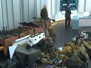 Cuba exhibe arsenal de lancha atacada: 14 fusiles y casi 13,000 balas