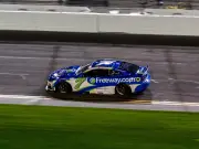 Daniel Suárez renace en Spire Motorsports con un arranque histórico en NASCAR Cup