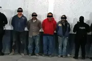 Detienen a cuatro por ordenar ducto de Pemex en operativo de seguridad