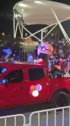 Detienen a hombre con botarga del sobrino de Layda Sansores en Carnaval de Campeche