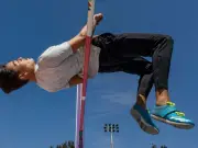 Erick Portillo brilla en República Checa con tercer lugar en salto de altura