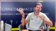 Ex campeón argentino de tenis comparte su experiencia en México
