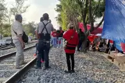 Fallece trabajador de tianguis tras impacto de tren en Gustavo A. Madero
