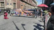 Familiares de desaparecidos de Edomex protestan en Palacio Nacional exigiendo acción federal