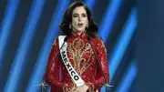 Fátima Bosch, Miss Universo, se desvanece y cae en desfile de Ecuador