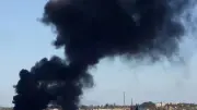Fuerte incendio genera columna de humo negro en Tultitlán, Estado de México