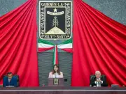 Gobernadora de Morelos presenta Primer Informe destacando orden administrativo y seguridad