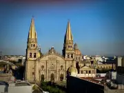 Guadalajara recupera su pulso tras jornada de violencia y paralización urbana