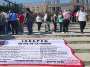 Jubilados de Guerrero protestan en Acapulco por retrasos en pago de pensiones