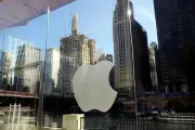 La Nueva Siri con IA de Apple Sufre Errores y Podría Retrasar su Lanzamiento