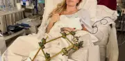 Lindsey Vonn regresa a EE.UU. tras fractura compleja y cuatro cirugías