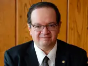 Lomelí lidera ranking de rectores de universidades públicas con 62.6% de aprobación