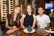 Marmoleo Steak House celebra su primer aniversario con alfombra roja y cortes premium