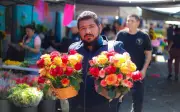 Mercado de las Flores en Guadalajara: epicentro de ventas por San Valentín
